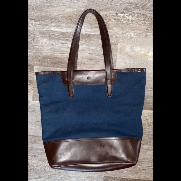 Banana Republic Handbags - Banana Republic tote bag